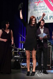 FOTOGALERIE - 21. Jarní ples s ANNOU 2015